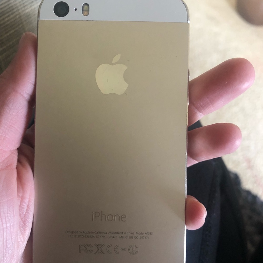 Iphone 5 - image 2